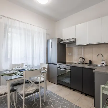 Apartment Lamasha